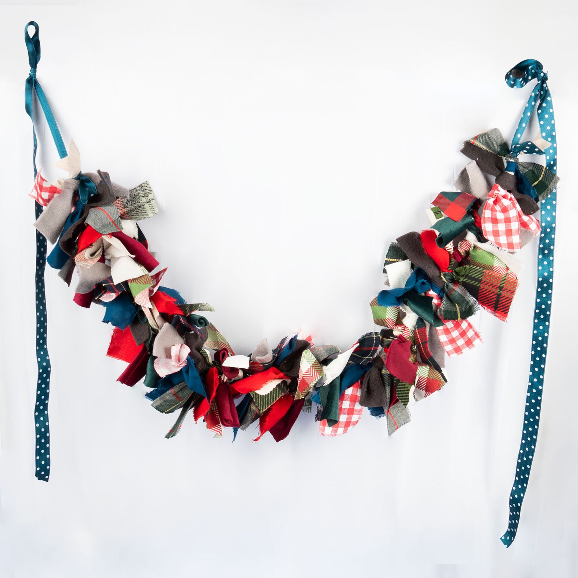 Kumaş Garland